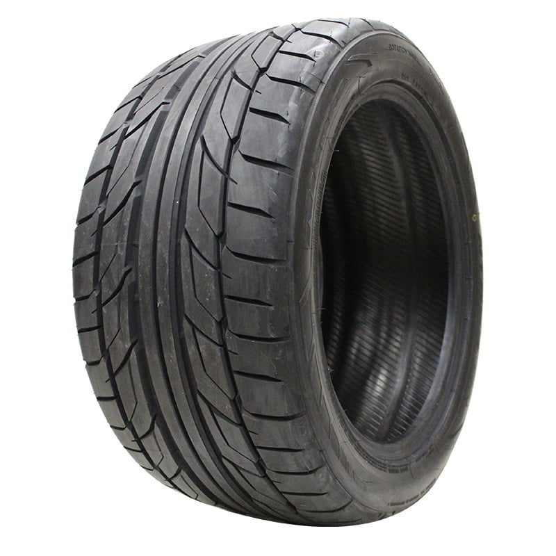 Nitto NT555 G2 255/35ZR20 97W XL Tire