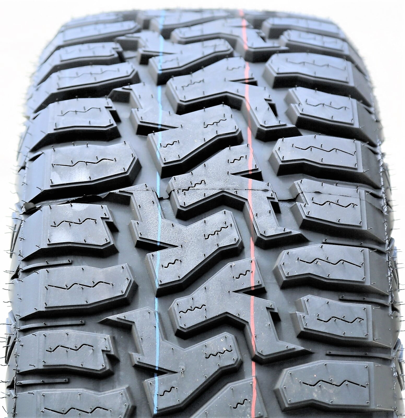 Haida HD878 R/T LT35X12.50R17 125Q Load Range E All-Season Tire