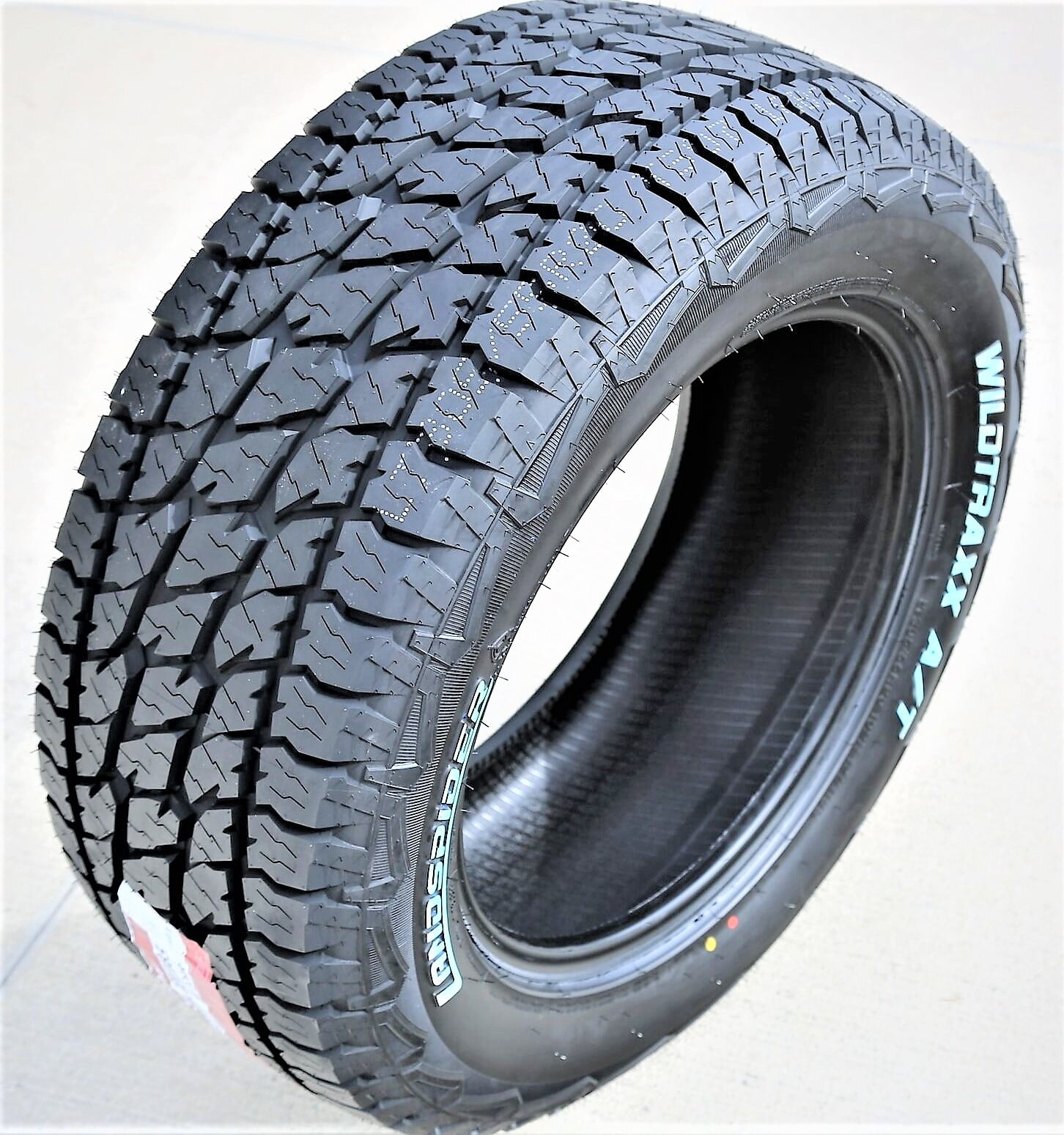 Landspider Wildtraxx A/T LT305/55R20 121S Load Range E All-Season Tire