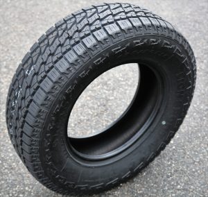 Leao Lion Sport A/T 235/70R16 106T All-Season Tire