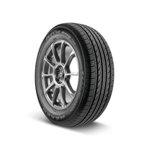 Nexen N'Priz AH8 215/50R17 91V All-Season Tire