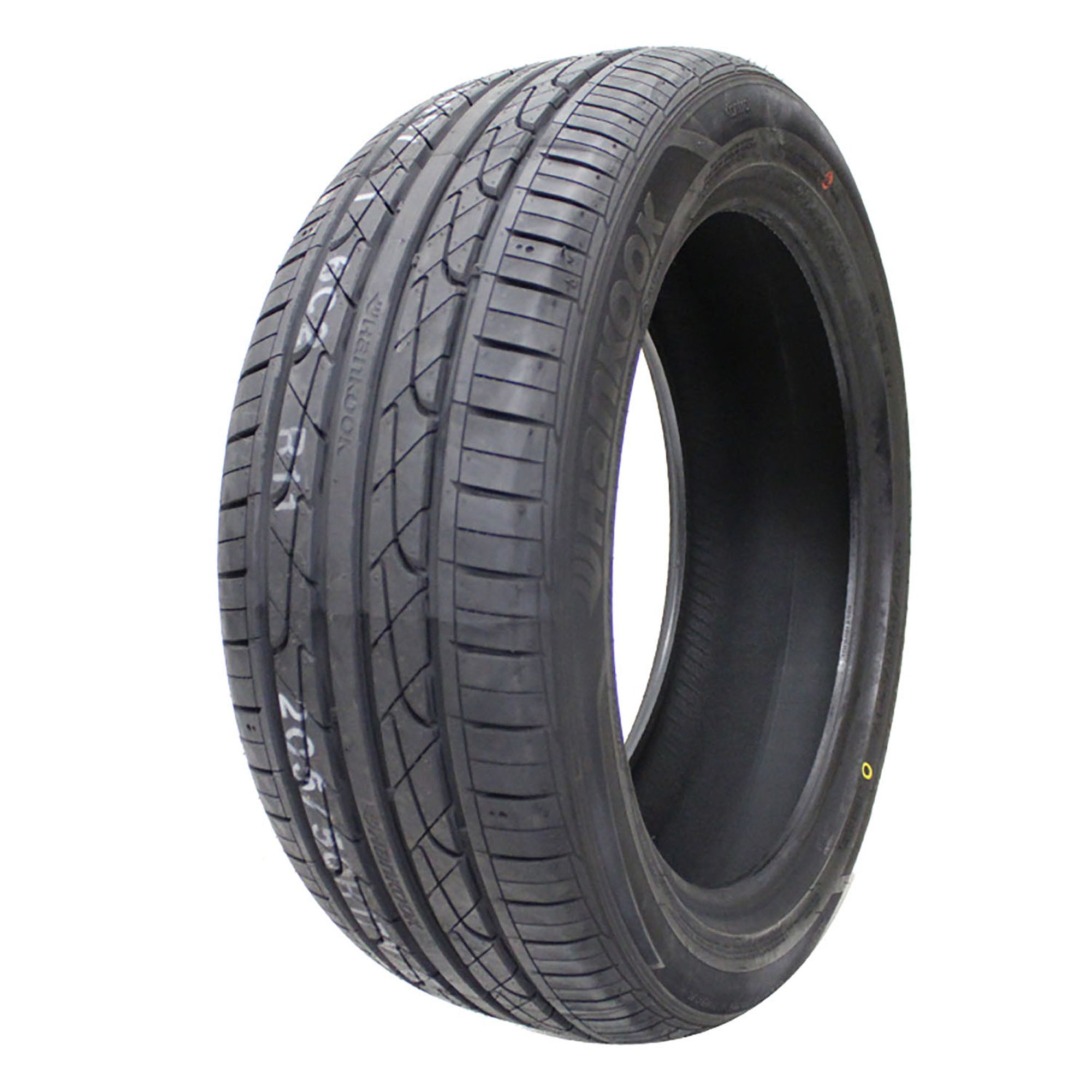 Hankook Ventus V2 Concept 2 H457 245/40R19 98W XL All-Season Tire