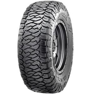 Maxxis Razr AT LT275/70R18 125S Load Range E All-Season Tire