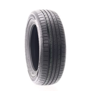 Hankook Kinergy GT 235/60R18 103H All-Season Tire