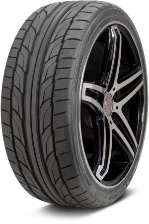 Nitto NT555 G2 245/40ZR20 99W XL Summer Tire