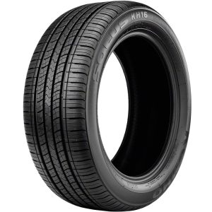 Kumho Solus KH16 235/60R17 102T All-Season Tire